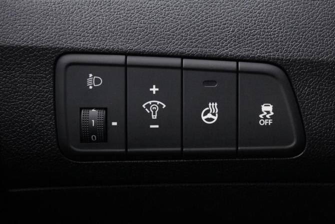 Hyundai Elantra V (MD) Рестайлинг с пробегом 2013 года, цена 1 230 000 рублей, 173641 км, седан, Автокод Объявления