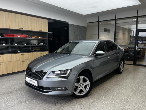 Skoda Superb III с пробегом 2018 года, цена 1 810 000 рублей, 135000 км, лифтбек, Автокод Объявления