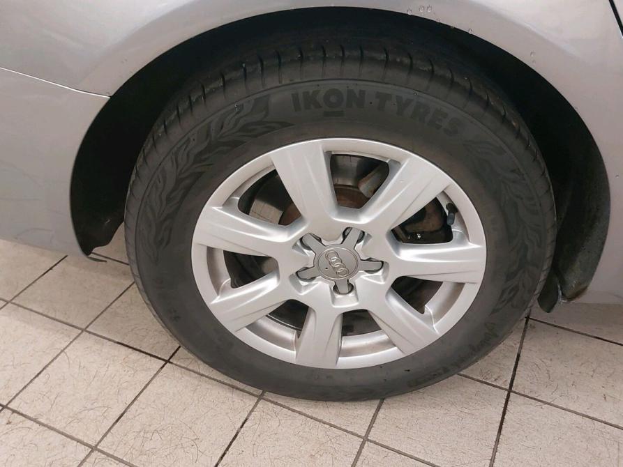 Audi A4 IV (B8) Москва  - изображение 15