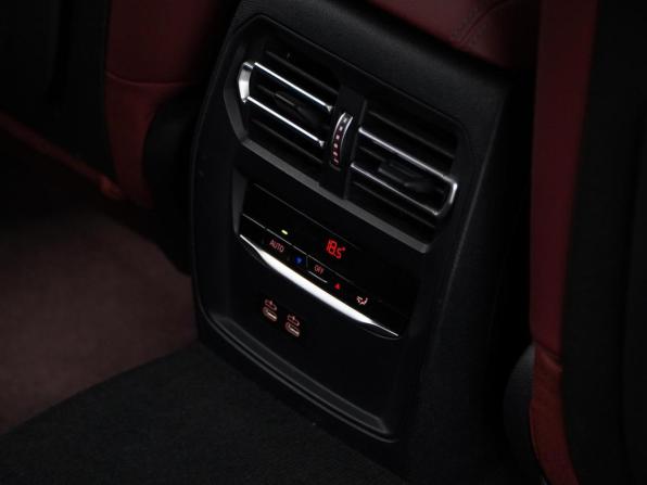 BMW 3 серии VII (G2x) с пробегом 2022 года, цена 3 699 077 рублей, 78247 км, седан, Автокод Объявления