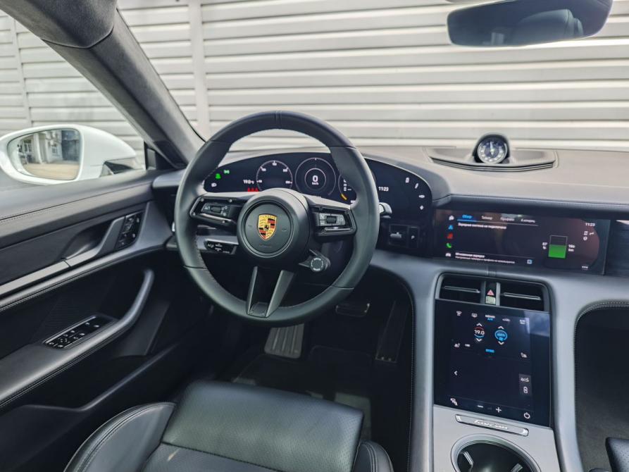 Porsche Taycan I Москва  - изображение 14