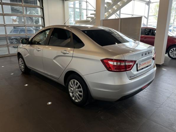 Lada (ВАЗ) Vesta I с пробегом 2021 года, цена 1 185 000 рублей, 42104 км, седан, Автокод Объявления