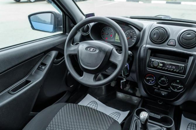Lada (ВАЗ) Granta I с пробегом 2018 года, цена 440 000 рублей, 132000 км, седан, Автокод Объявления