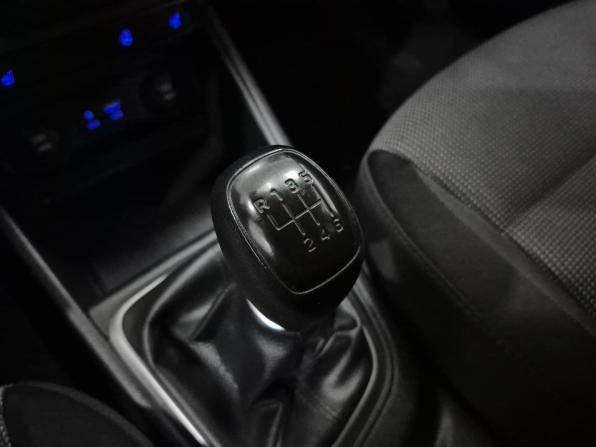 Hyundai Solaris II с пробегом 2017 года, цена 1 170 000 рублей, 188412 км, седан, Автокод Объявления