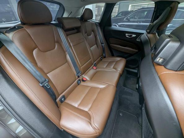 Volvo XC60 II с пробегом 2018 года, цена 3 377 000 рублей, 108772 км, внедорожник, Автокод Объявления