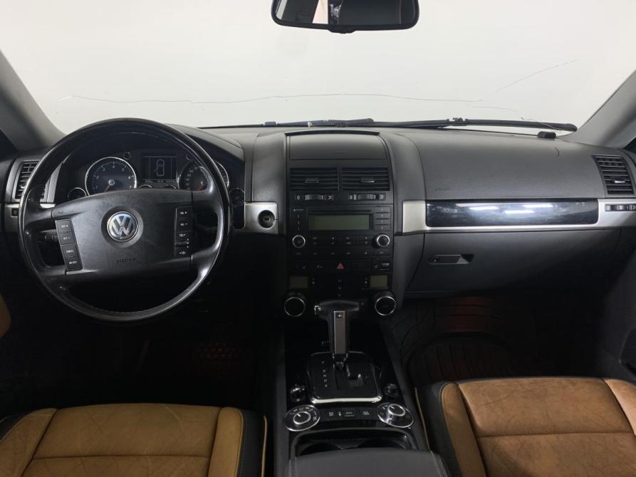 Volkswagen Touareg I Москва  - изображение 12