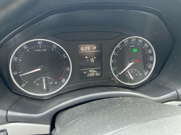 Skoda Octavia II (A5) Рестайлинг с пробегом 2012 года, цена 900 000 рублей, 239910 км, лифтбек, Автокод Объявления