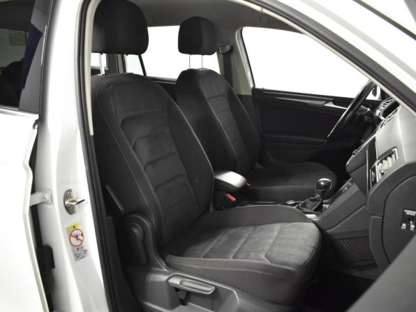 Volkswagen Tiguan II с пробегом 2017 года, цена 1 987 200 рублей, 180585 км, внедорожник, Автокод Объявления