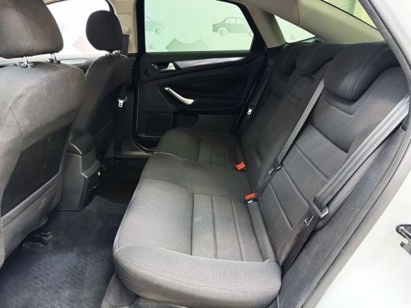 Ford Mondeo IV Рестайлинг с пробегом 2012 года, цена 999 000 рублей, 277975 км, седан, Автокод Объявления