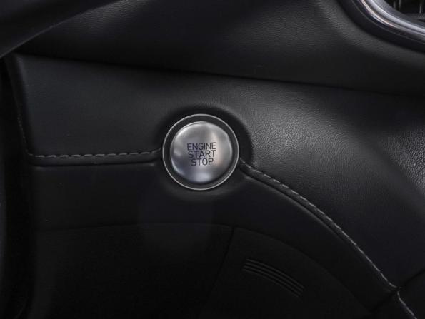 Hyundai Santa Fe IV Рестайлинг с пробегом 2023 года, цена 4 479 000 рублей, 41767 км, внедорожник, Автокод Объявления