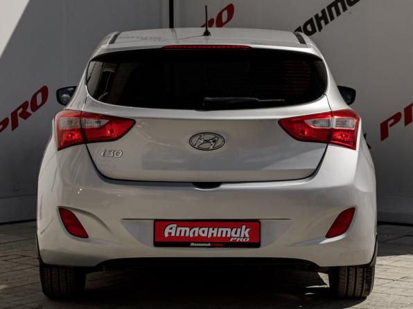 Hyundai i30 II с пробегом 2013 года, цена 1 000 000 рублей, 218096 км, хэтчбек, Автокод Объявления