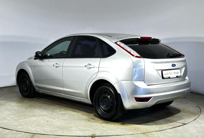 Ford Focus II Рестайлинг с пробегом 2010 года, цена 485 000 рублей, 241294 км, хэтчбек, Автокод Объявления