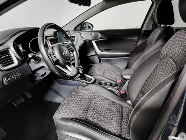 Kia Ceed III с пробегом 2019 года, цена 1 505 000 рублей, 111000 км, универсал, Автокод Объявления