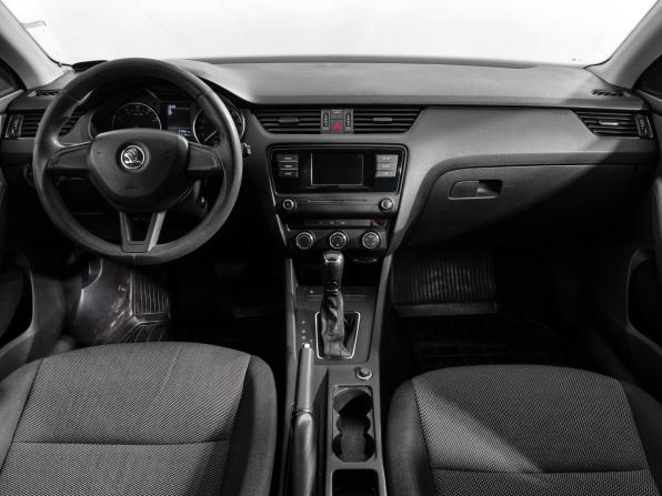 Skoda Octavia III (A7) с пробегом 2015 года, цена 880 000 рублей, 247116 км, лифтбек, Автокод Объявления
