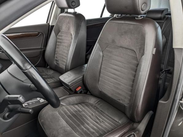 Volkswagen Passat B7 с пробегом 2013 года, цена 1 450 000 рублей, 94193 км, седан, Автокод Объявления