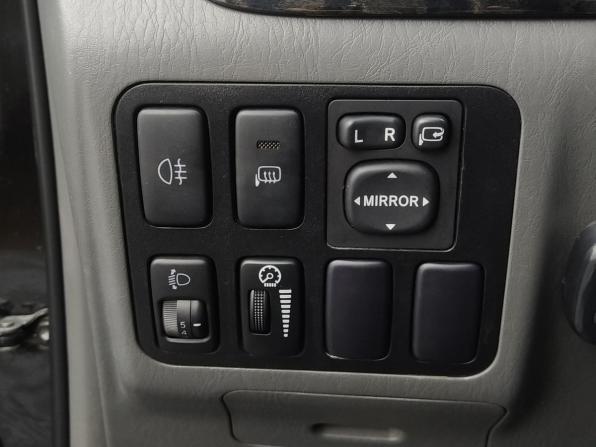 Toyota Land Cruiser Prado 120 Series Рестайлинг с пробегом 2007 года, цена 1 720 000 рублей, 288235 км, внедорожник, Автокод Объявления