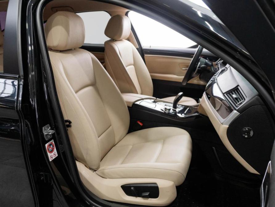 BMW 5 серии VI (F10/F11/F07) Рестайлинг Тюмень  - изображение 12