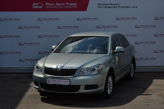 Skoda Octavia II (A5) Рестайлинг с пробегом 2013 года, цена 750 000 рублей, 227825 км, лифтбек, Автокод Объявления