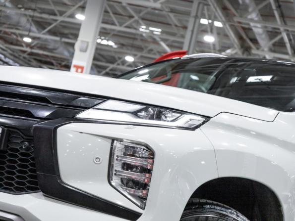 Mitsubishi Montero Sport III Рестайлинг с пробегом 2022 года, цена 4 119 585 рублей, 134084 км, внедорожник, Автокод Объявления