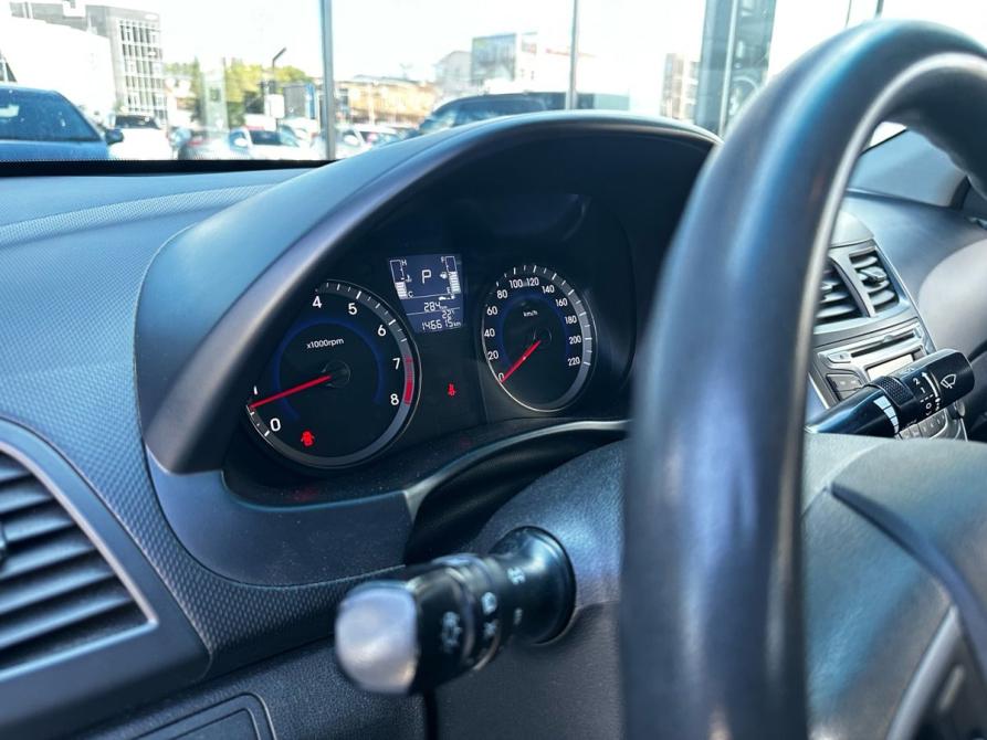 Hyundai Solaris I Рестайлинг Новосибирск  - изображение 17
