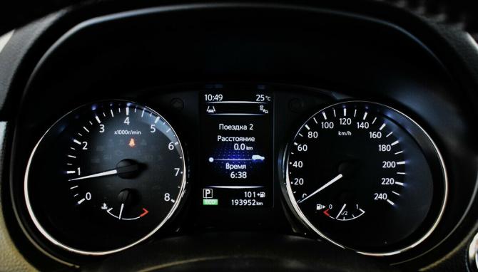 Nissan Qashqai II с пробегом 2017 года, цена 1 490 000 рублей, 193950 км, внедорожник, Автокод Объявления