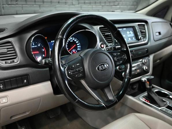 Kia Carnival III с пробегом 2019 года, цена 2 890 000 рублей, 187831 км, минивэн, Автокод Объявления