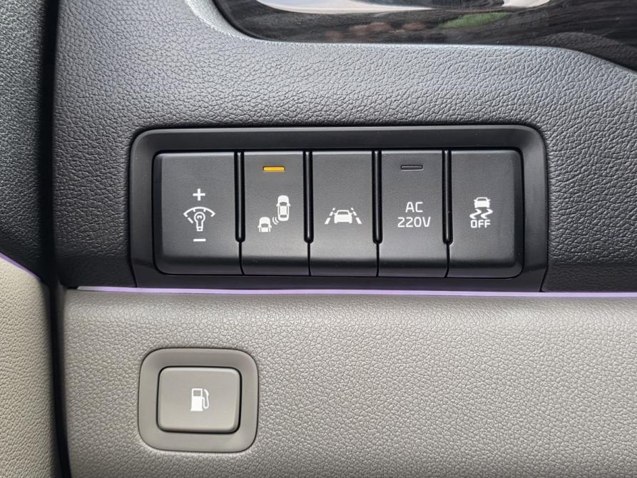 Kia Carnival III Москва  - изображение 17