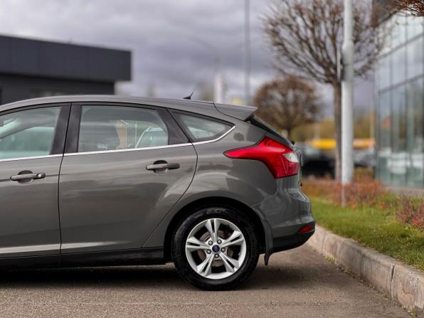 Ford Focus III с пробегом 2013 года, цена 930 000 рублей, 78055 км, хэтчбек, Автокод Объявления