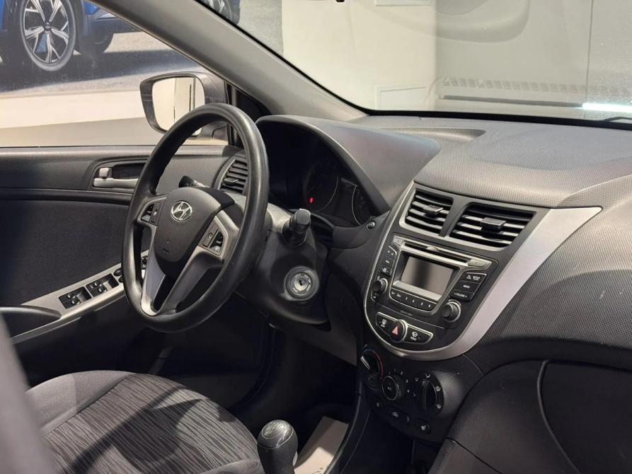 Hyundai Solaris I Рестайлинг Новосибирск  - изображение 9