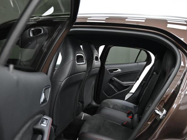 Mercedes-Benz GLA I (X156) с пробегом 2017 года, цена 2 049 000 рублей, 121000 км, внедорожник, Автокод Объявления