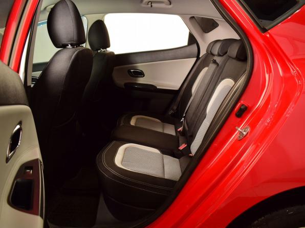Kia Ceed II с пробегом 2014 года, цена 1 062 999 рублей, 186124 км, хэтчбек, Автокод Объявления