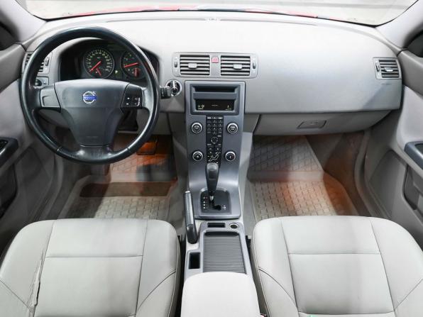 Volvo S40 II Рестайлинг с пробегом 2007 года, цена 799 900 рублей, 181000 км, седан, Автокод Объявления