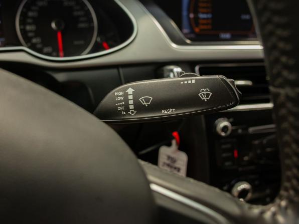 Audi A4 IV (B8) Рестайлинг с пробегом 2012 года, цена 1 250 000 рублей, 203021 км, седан, Автокод Объявления