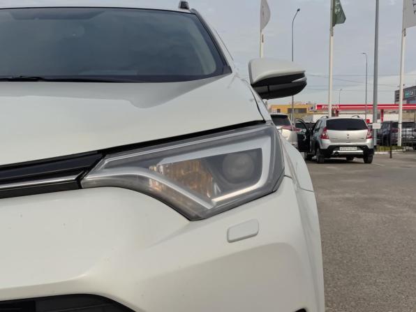 Toyota RAV4 IV (XA40) Рестайлинг с пробегом 2018 года, цена 1 590 000 рублей, 247465 км, внедорожник, Автокод Объявления