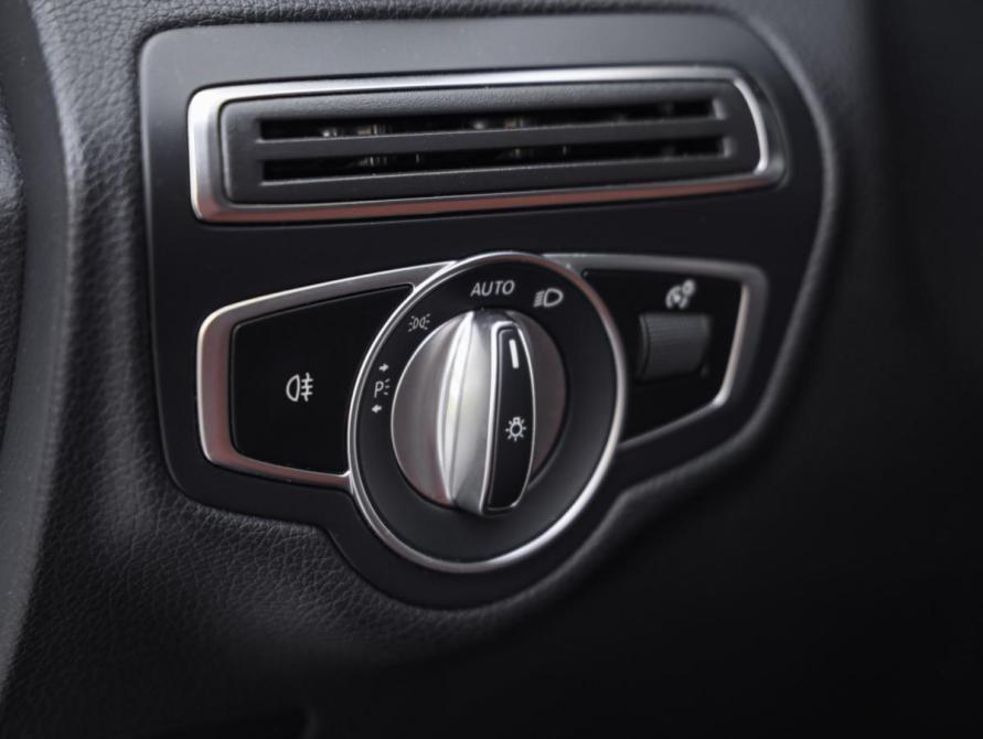 Mercedes-Benz C-Класс IV (W205) Рестайлинг Санкт-Петербург  - изображение 25