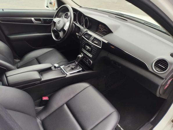 Mercedes-Benz C-Класс III (W204) Рестайлинг с пробегом 2013 года, цена 1 440 000 рублей, 97154 км, седан, Автокод Объявления