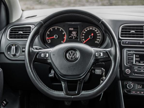 Volkswagen Polo V Рестайлинг с пробегом 2017 года, цена 1 098 000 рублей, 145169 км, седан, Автокод Объявления