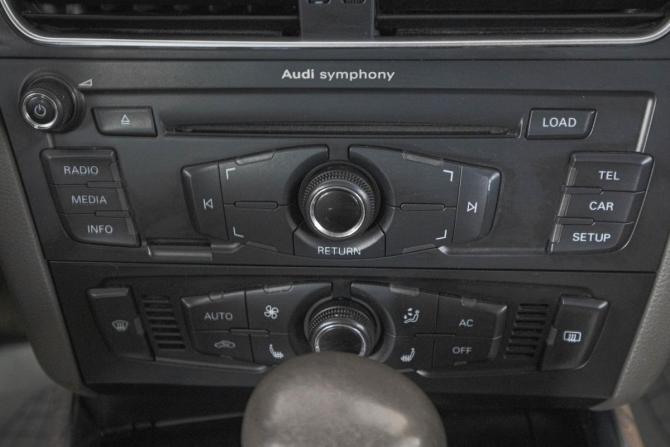 Audi Q5 I (8R) с пробегом 2009 года, цена 1 209 000 рублей, 250000 км, внедорожник, Автокод Объявления