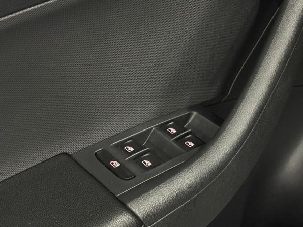 Volkswagen Polo VI с пробегом 2021 года, цена 1 950 000 рублей, 47345 км, лифтбек, Автокод Объявления