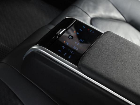 Toyota Camry VIII (XV70) с пробегом 2019 года, цена 1 669 000 рублей, 73197 км, седан, Автокод Объявления