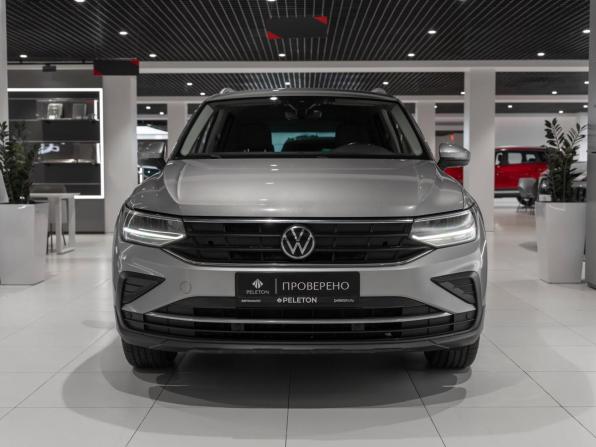 Volkswagen Tiguan II Рестайлинг с пробегом 2021 года, цена 2 275 000 рублей, 171790 км, внедорожник, Автокод Объявления