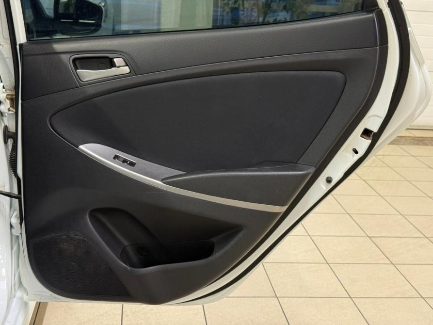 Hyundai Solaris I Рестайлинг Волгоград  - изображение 17