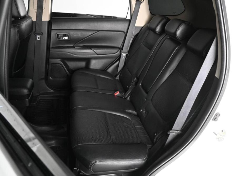 Mitsubishi Outlander III Рестайлинг 2 Ростов-на-Дону  - изображение 9