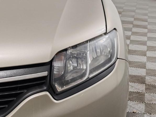 Renault Logan II с пробегом 2015 года, цена 675 000 рублей, 187280 км, седан, Автокод Объявления