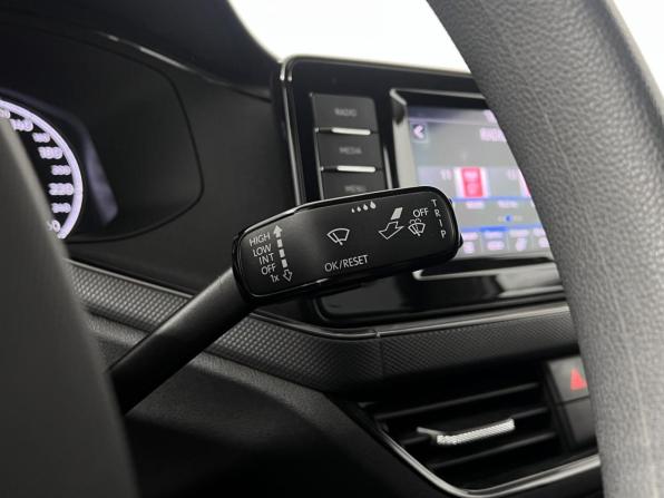 Volkswagen Polo VI с пробегом 2021 года, цена 1 445 200 рублей, 49135 км, лифтбек, Автокод Объявления