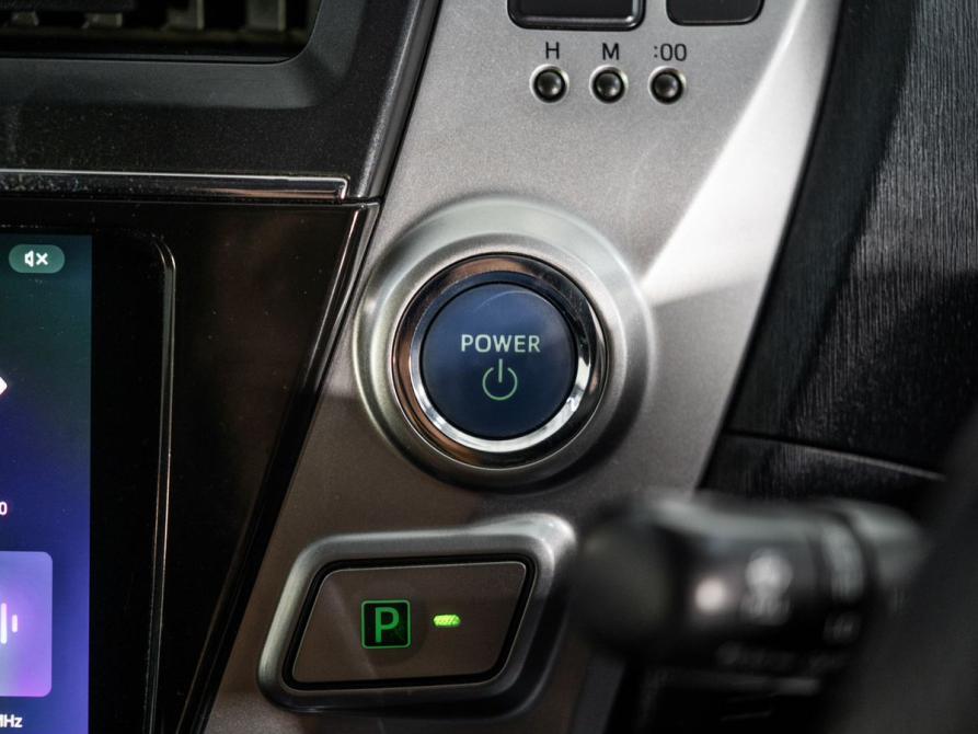 Toyota Prius Alpha I (ZVW40/41) Рестайлинг Иркутск  - изображение 16
