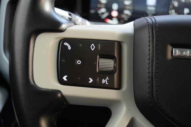Land Rover Defender II с пробегом 2021 года, цена 6 990 000 рублей, 96700 км, внедорожник, Автокод Объявления
