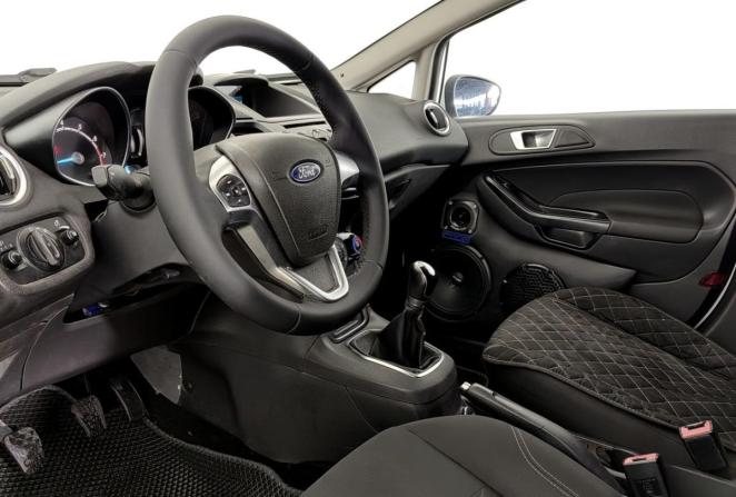 Ford Fiesta Mk6 Рестайлинг с пробегом 2015 года, цена 799 000 рублей, 214572 км, седан, Автокод Объявления