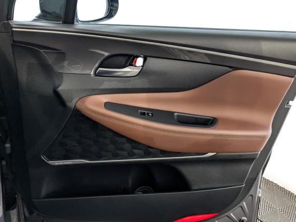Hyundai Santa Fe IV Рестайлинг с пробегом 2021 года, цена 3 450 000 рублей, 92928 км, внедорожник, Автокод Объявления