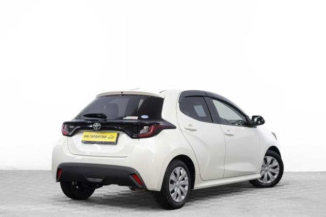 Toyota Yaris IV с пробегом 2020 года, цена 1 299 000 рублей, 93300 км, хэтчбек, Автокод Объявления